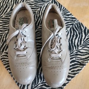 SAS Mocha 7.5 Wide Free Time Walking Shoes